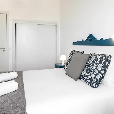 Appartement Calcada 14 *